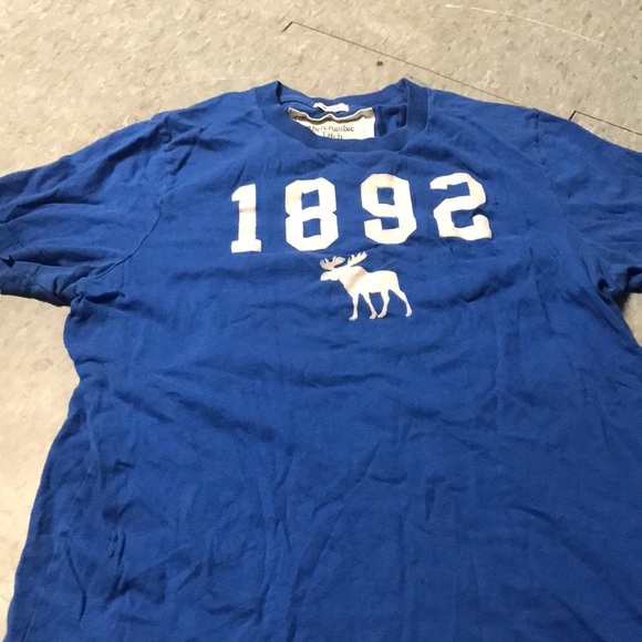 Men’s Abercrombie and Fitch shirt - Picture 1 of 3